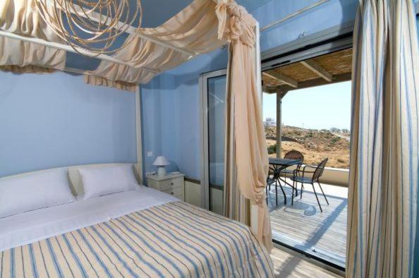 Aeolia Villas Karystos  Bilik gambar